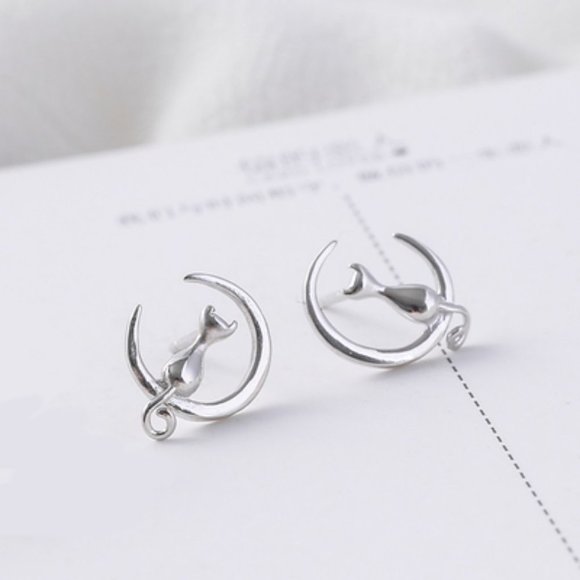 NEW 925 Sterling Silver Cat Moon Earrings - Picture 3 of 6